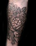 Camilla_mementotattoo_watch_roses.JPG